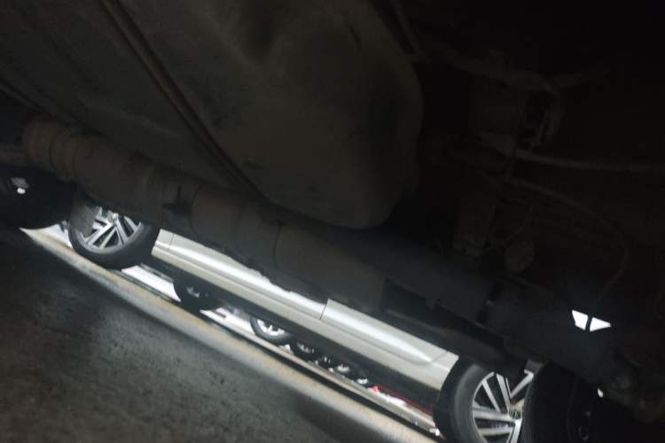 Used JMC Transit 2021 2.8T Space King Taurus Short Wheelbase Mid-Height 3-Seater Diesel Euro VI JX493 Chassis Rear Left