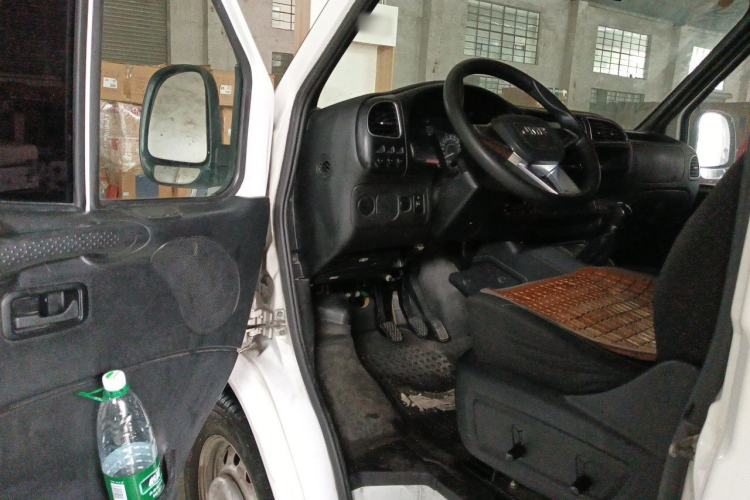 Used JMC Transit 2021 2.8T Space King Taurus Short Wheelbase Mid-Height 6-Seater Diesel Euro VI JX493 Driver Seat