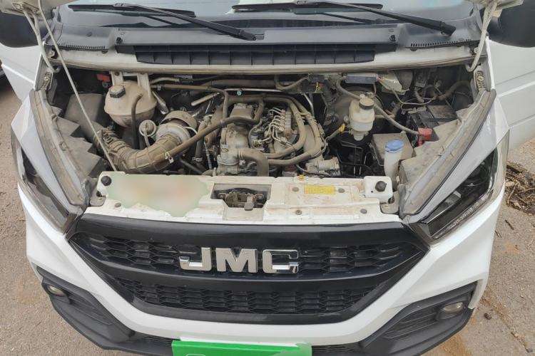 Used JMC Transit 2021 2.8T Space King Taurus Short Wheelbase Mid-Height 6-Seater Diesel Euro VI JX493 Engine Bay