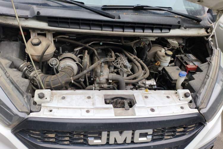Used JMC Transit 2021 2.8T Space King Taurus Long Wheelbase Mid-Height Rear Single Tire – Step 6-Seater Diesel Euro VI JX493 Engine Bay