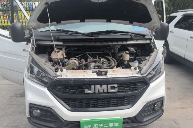 Used JMC Transit 2021 2.8T Space King Taurus Long Wheelbase Mid-Height Roof with Rear Dual Tires – Step 6-Seater Diesel Euro VI JX493 Engine Bay