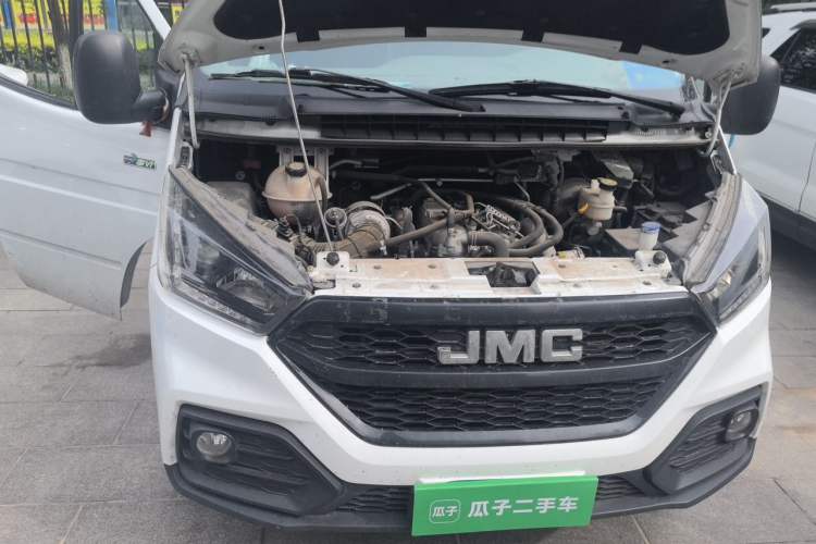 Used JMC Transit 2021 2.8T Space King Taurus Long Wheelbase Mid-Height Roof with Rear Dual Tires – Step 6-Seater Diesel Euro VI JX493 Engine Bay Right