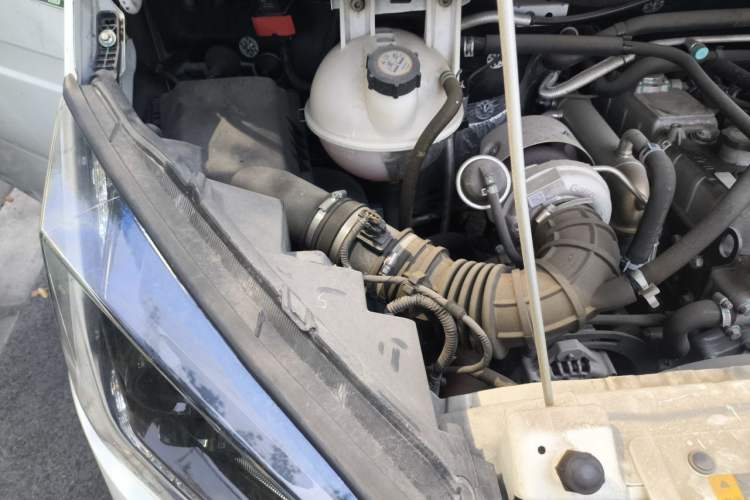 Used JMC Transit  Engine Bay Right