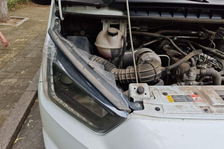 Used JMC Transit  Engine Bay Right