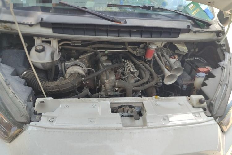Used JMC Transit  Engine Bay