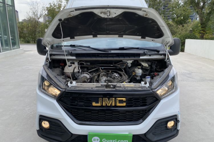 Used JMC Transit 2021 2.8T Space King Taurus Short Wheelbase Mid-Height 3-Seater Diesel Euro VI JX493 Engine Bay