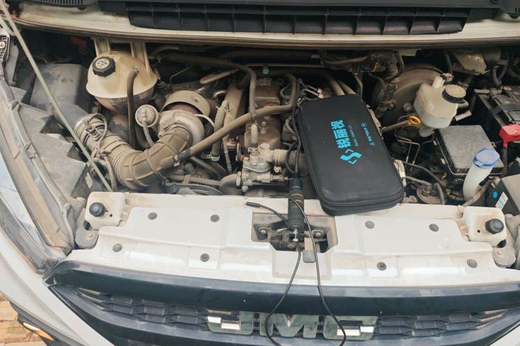 Used JMC Transit  Engine Bay