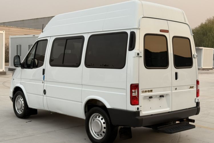 Used JMC Transit 2021 2.8T Space King Taurus Short Wheelbase Mid-Height 6-Seater Diesel Euro VI JX493 Exterior 1
