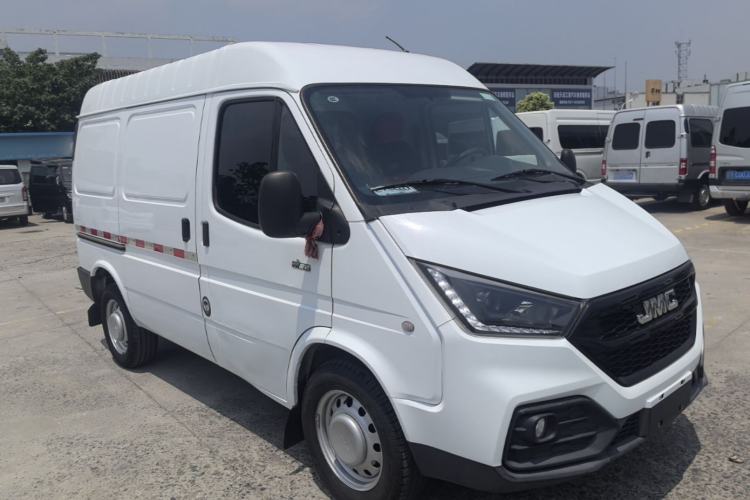 Used JMC Transit 2021 2.8T Space King Standard Version Short Wheelbase Mid-Height Roof 3-Seater Diesel Euro VI JX493 Exterior 1