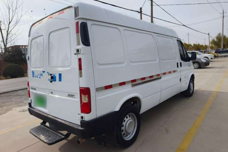 Used JMC Transit 2021 2.8T Space King Standard Version Long Wheelbase Mid-Height Roof Rear Single Tire 3-Seater Diesel China VI Emission Standard JX493 Exterior 3