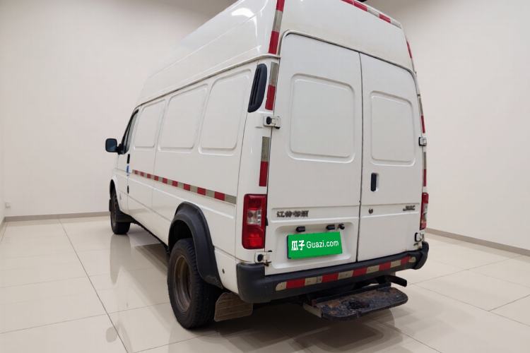 Used JMC Transit 2021 2.8T Space King Standard Version Long Wheelbase Mid-Height Roof Rear Dual Tires 3-Seater Diesel China VI Emission Standard JX493 Exterior 3