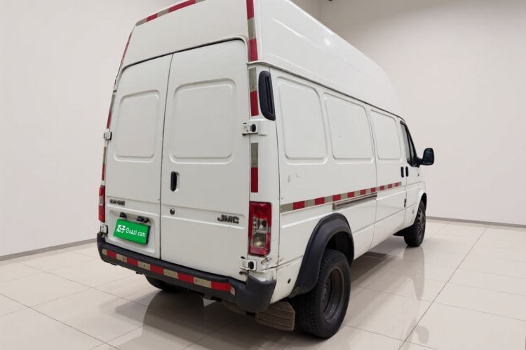 Used JMC Transit 2021 2.8T Space King Standard Version Long Wheelbase Mid-Height Roof Rear Dual Tires 3-Seater Diesel China VI Emission Standard JX493 Exterior 5