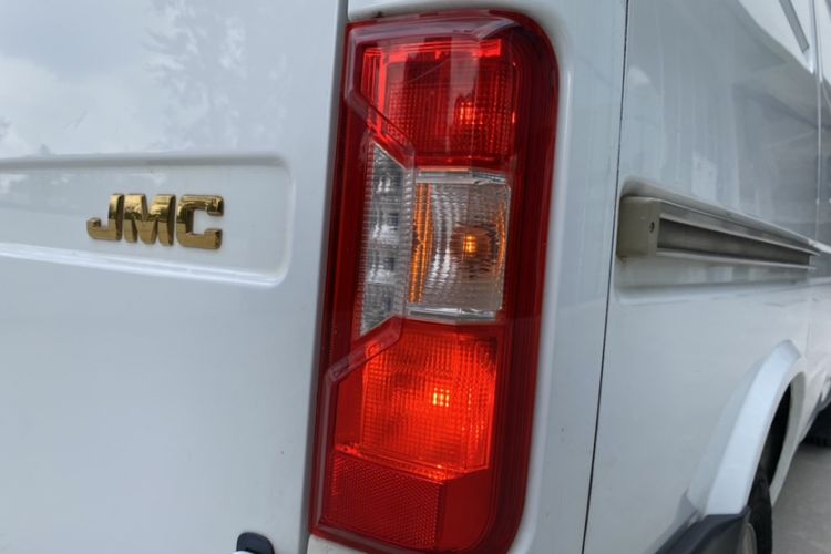Used JMC Transit 2021 2.8T Space King Taurus Short Wheelbase Mid-Height 3-Seater Diesel Euro VI JX493 Exterior 6