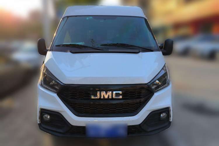 Used JMC Transit 2021 2.8T Space King Standard Version Short Wheelbase Mid-Height Roof 6-Seater Diesel Euro VI JX493 Front