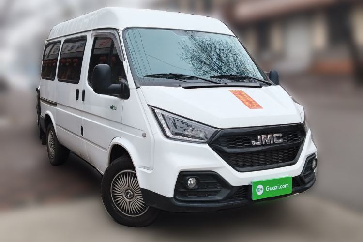 Used JMC Transit 2021 2.8T Space King Taurus Short Wheelbase Mid-Height 6-Seater Diesel Euro VI JX493 Front Right 45 Deg