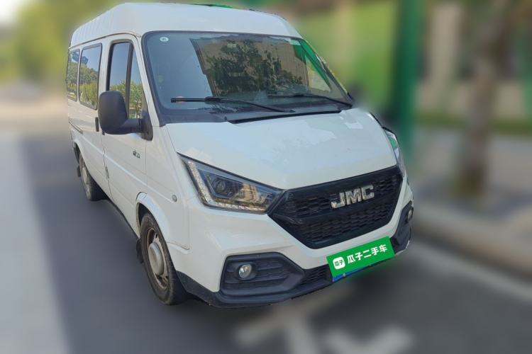 Used JMC Transit 2021 2.8T Space King Taurus Short Wheelbase Mid-Height 6-Seater Diesel Euro VI JX493 Front Right 45 Deg