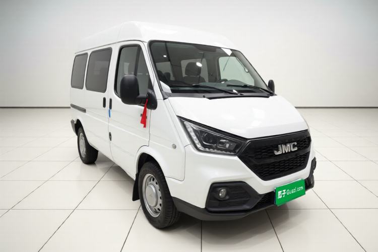 Used JMC Transit 2021 2.8T Space King Standard Version Short Wheelbase Mid-Height Roof 6-Seater Diesel Euro VI JX493 Front Right 45 Deg