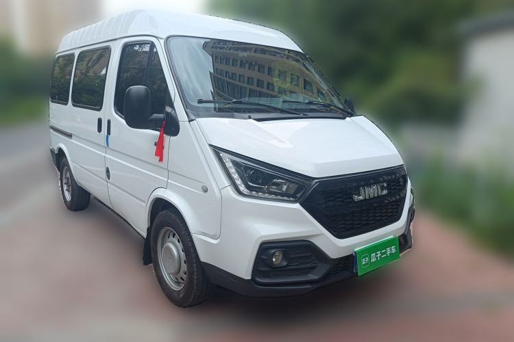 Used JMC Transit 2021 2.8T Space King Standard Version Short Wheelbase Mid-Height Roof 6-Seater Diesel Euro VI JX493 Front Right 45 Deg