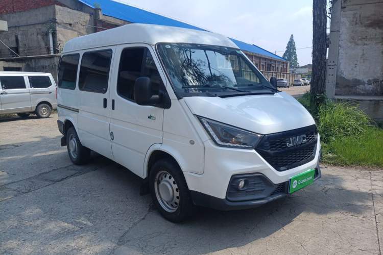 Used JMC Transit  Front Right 45 Deg