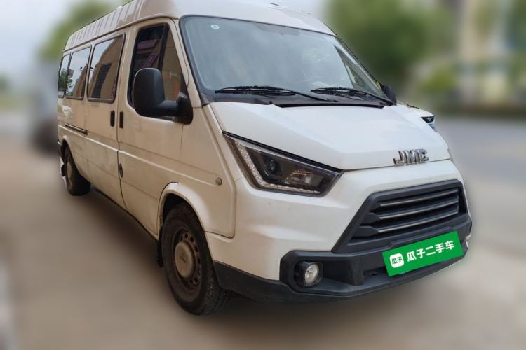 Used JMC Transit 2021 2.8T Space King Standard Version Long Wheelbase Mid-Height Roof Rear Single Tire – Step 6-Seater Diesel China VI Emission Standard JX493 Front Right 45 Deg
