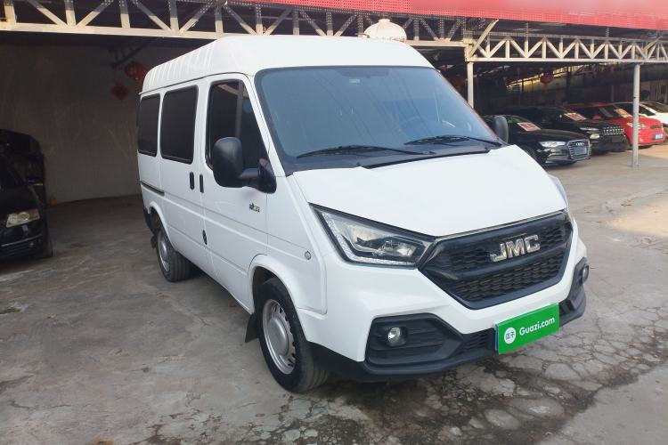 Used JMC Transit 2021 2.8T Space King Taurus Short Wheelbase Mid-Height 6-Seater Diesel Euro VI JX493 Front Right 45 Deg