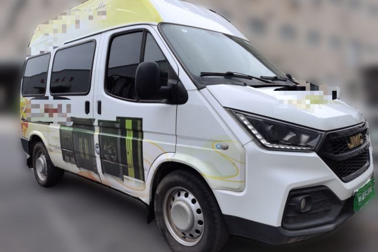 Used JMC Transit 2021 2.8T Space King Standard Version Short Wheelbase Mid-Height Roof 6-Seater Diesel Euro VI JX493 Front Right 45 Deg