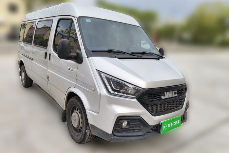 Used JMC Transit 2021 2.8T Space King Standard Version Long Wheelbase Mid-Height Roof Rear Single Tire – Step 6-Seater Diesel China VI Emission Standard JX493 Front Right 45 Deg