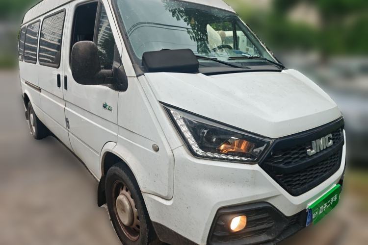 Used JMC Transit  Front Right 45 Deg