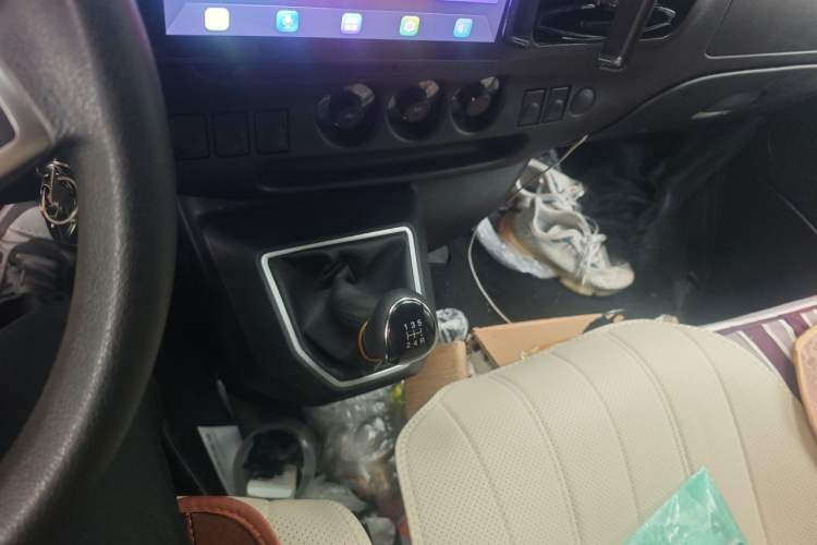 Used JMC Transit  Gear Lever