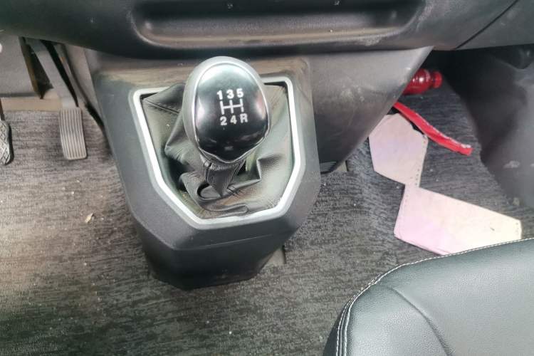 Used JMC Transit  Gear Lever