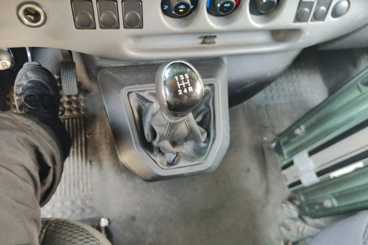 Used JMC Transit  Gear Lever