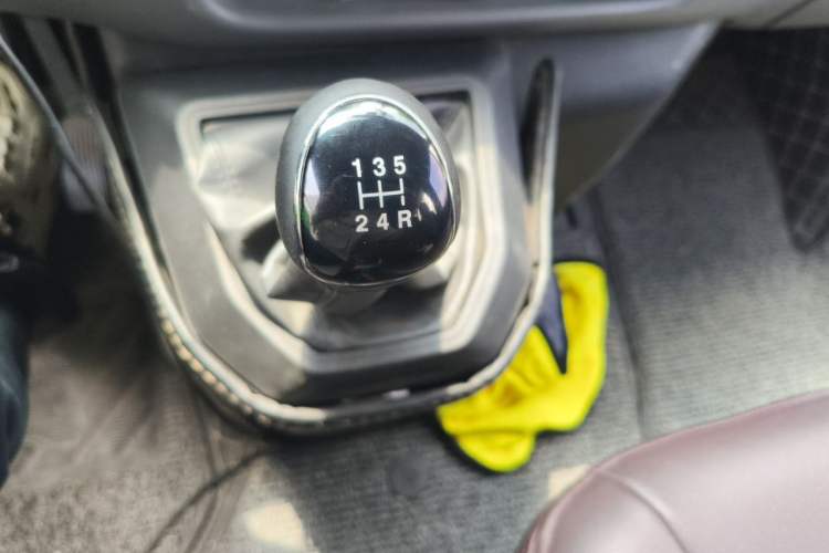 Used JMC Transit  Gear Lever