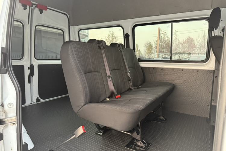 Used JMC Transit 2021 2.8T Space King Taurus Short Wheelbase Mid-Height 6-Seater Diesel Euro VI JX493 Interior 8