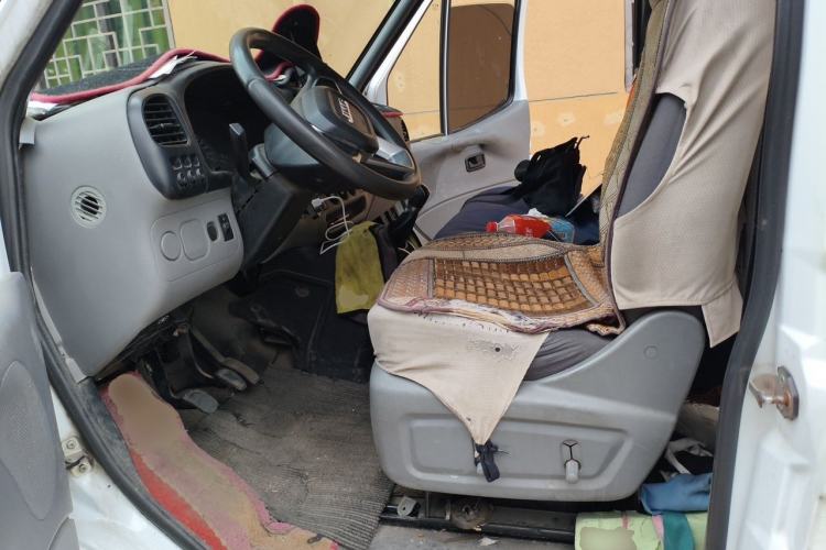 Used JMC Transit 2021 2.8T Space King Standard Version Long Wheelbase Mid-Height Roof Rear Single Tire – Step 6-Seater Diesel China VI Emission Standard JX493 Left Front Seat