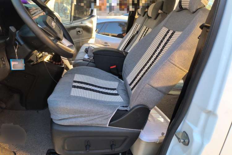 Used JMC Transit 2021 2.8T Space King Standard Version Short Wheelbase Mid-Height Roof 6-Seater Diesel Euro VI JX493 Left Front Seat
