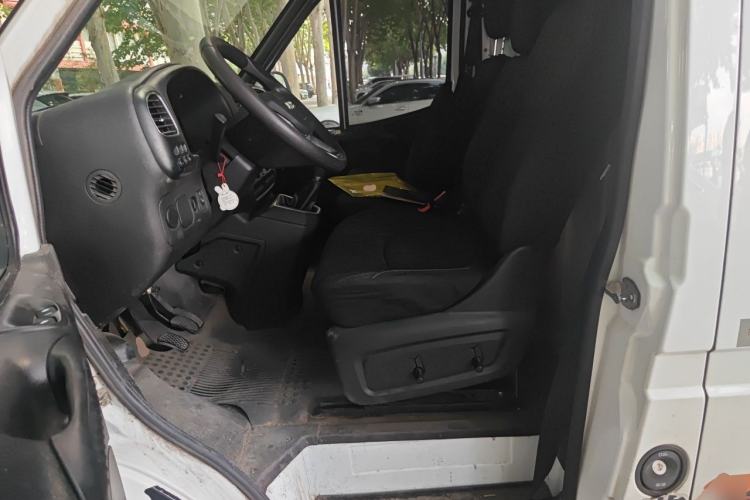 Used JMC Transit 2021 2.8T Space King Taurus Short Wheelbase Mid-Height 3-Seater Diesel Euro VI JX493 Left Front Seat