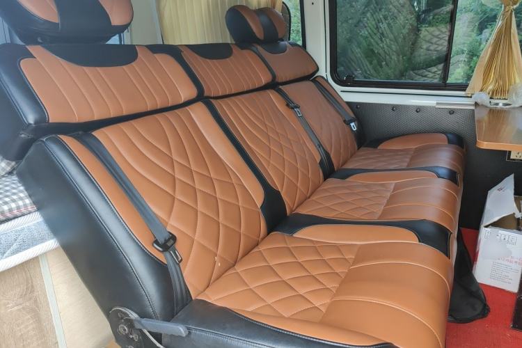 Used JMC Transit 2021 2.8T Space King Taurus Short Wheelbase Mid-Height 6-Seater Diesel Euro VI JX493 Left Rear Seat