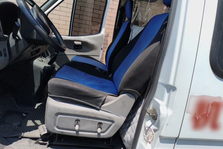 Used JMC Transit 2021 2.8T Space King Standard Version Long Wheelbase Mid-Height Roof Rear Single Tire – Step 6-Seater Diesel China VI Emission Standard JX493 Left Rear Seat