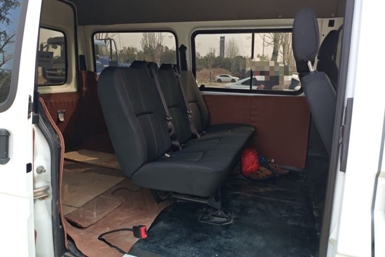 Used JMC Transit 2021 2.8T Space King Standard Version Short Wheelbase Mid-Height Roof 6-Seater Diesel Euro VI JX493 Left Rear Seat