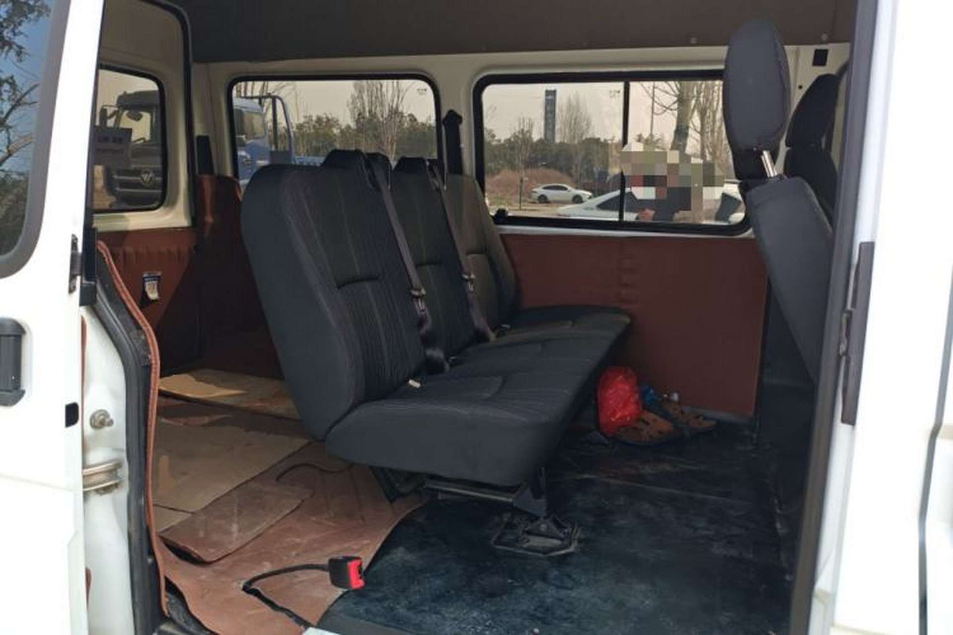 Used JMC Transit 2021 2.8T Space King Standard Version Short Wheelbase Mid-Height Roof 6-Seater Diesel Euro VI JX493 Left Rear Seat