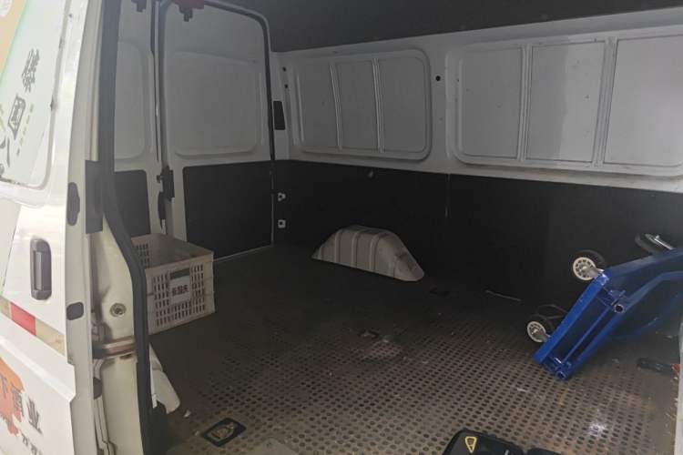 Used JMC Transit 2021 2.8T Space King Taurus Short Wheelbase Mid-Height 3-Seater Diesel Euro VI JX493 Left Rear Seat