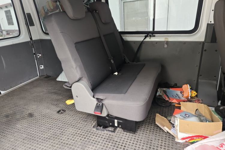 Used JMC Transit 2021 2.8T Space King Taurus Short Wheelbase Mid-Height 6-Seater Diesel Euro VI JX493 Left Rear Seat