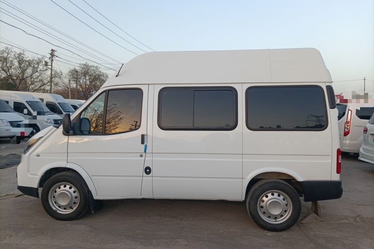 Used JMC Transit 2021 2.8T Space King Standard Version Short Wheelbase Mid-Height Roof 6-Seater Diesel Euro VI JX493 Left Side