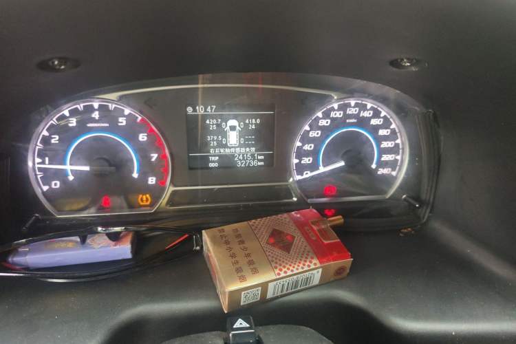 Used JMC Transit  Odometer Close Up