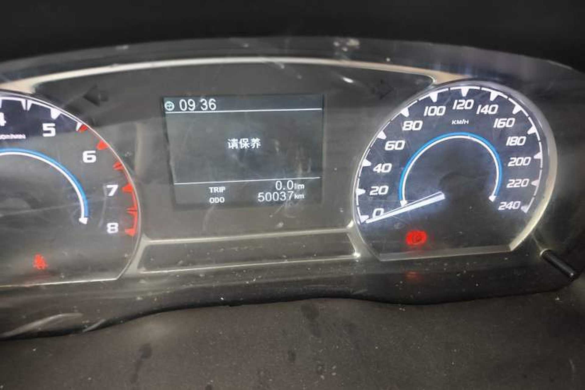 Used JMC Transit 2021 2.8T Space King Taurus Long Wheelbase Mid-Height Rear Single Tire – Step 6-Seater Diesel Euro VI JX493 Odometer Close Up