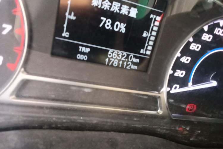 Used JMC Transit 2021 2.8T Space King Standard Version Long Wheelbase Mid-Height Roof Rear Single Tire 3-Seater Diesel China VI Emission Standard JX493 Odometer Close Up