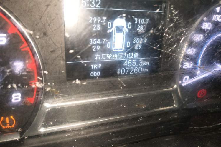 Used JMC Transit 2021 2.8T Space King Taurus Short Wheelbase Mid-Height 6-Seater Diesel Euro VI JX493 Odometer Close Up