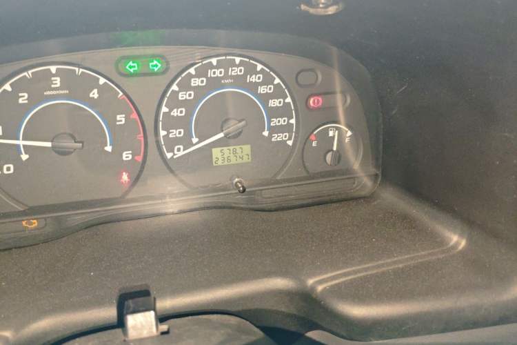 Used JMC Transit 2021 2.8T Space King Taurus Short Wheelbase Mid-Height 6-Seater Diesel Euro VI JX493 Odometer Close Up