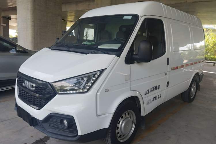 Used JMC Transit 2021 2.8T Space King Standard Version Short Wheelbase Mid-Height Roof 3-Seater Diesel Euro VI JX493 Guazi used car, China used car export, Used car for sale, Used cars, Cheapest cars for sale