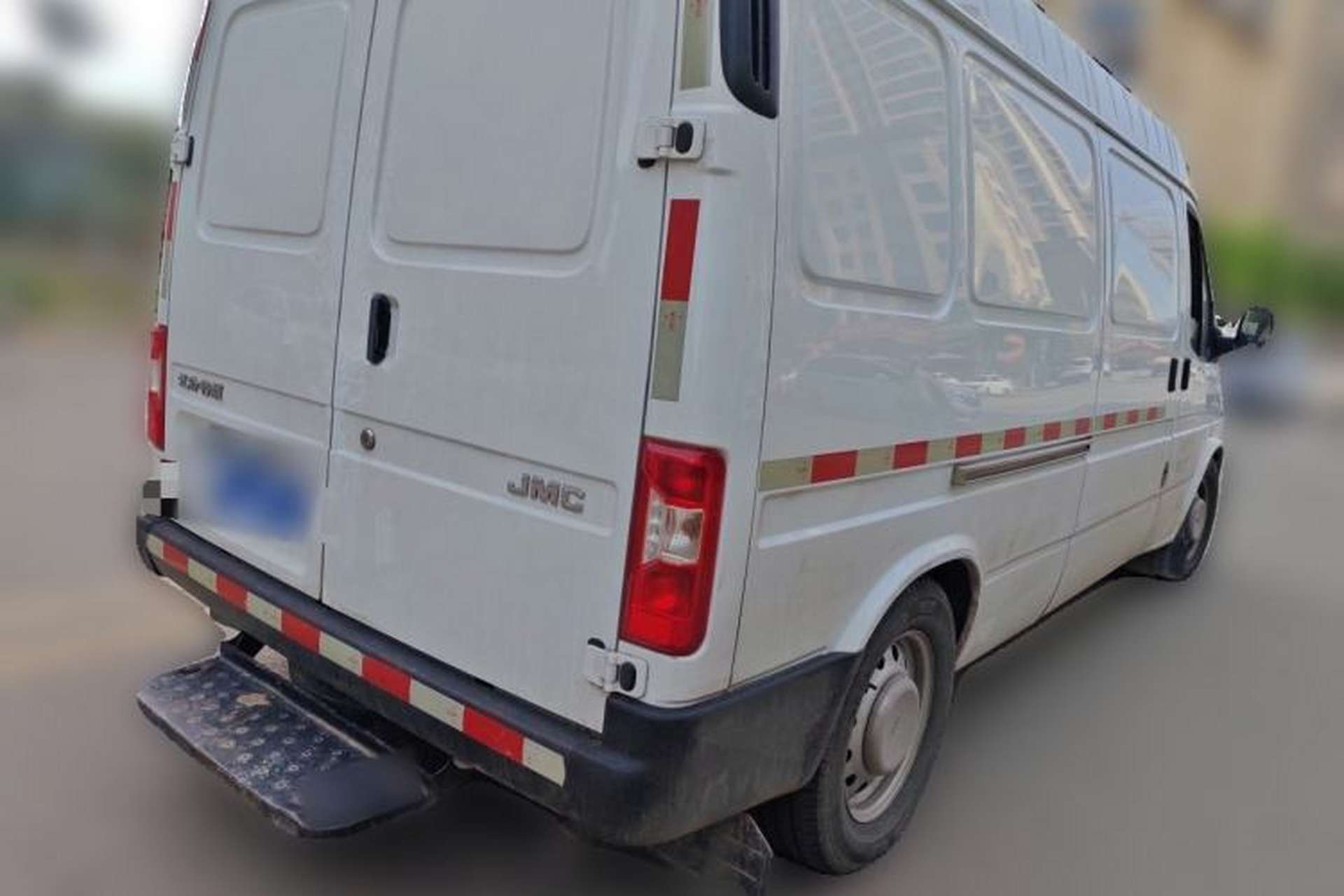 Used JMC Transit 2021 2.8T Space King Standard Version Long Wheelbase Mid-Height Roof Rear Single Tire 3-Seater Diesel China VI Emission Standard JX493 Rear Right 45 Deg